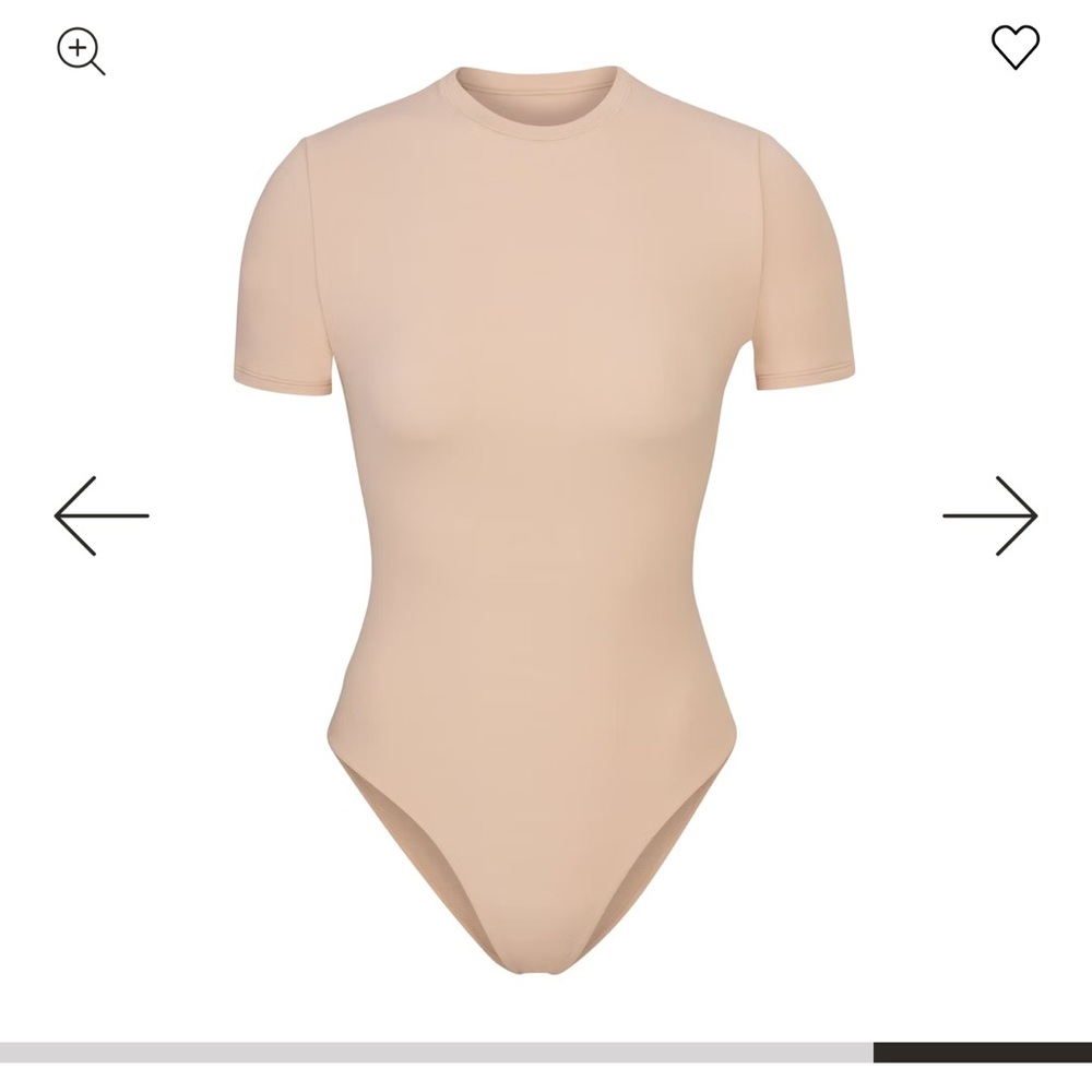 SKIMS Fits Everybody T-Shirt Bodysuit